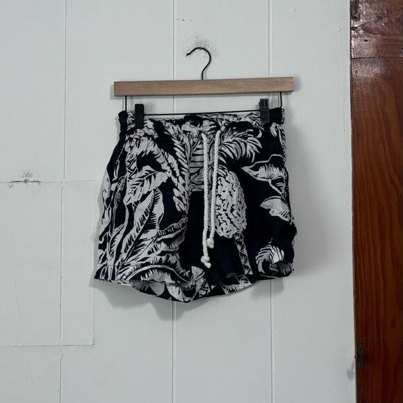 H&M Navy Printed Tropical Linen Pull On Shorts Size XS - Picture 1 of 4